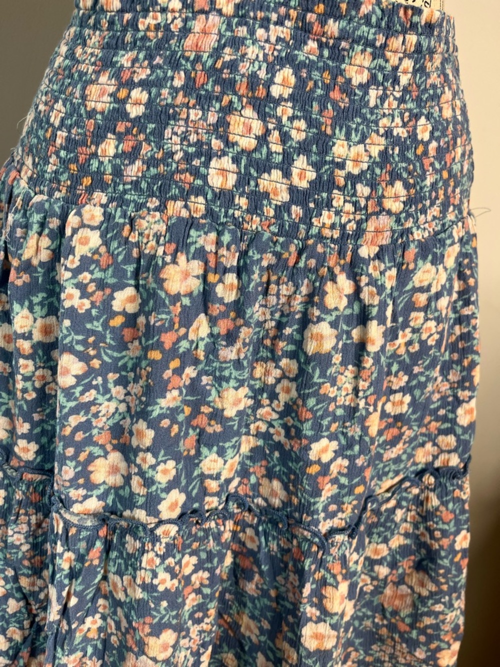 Hippie Rose Women’s Size L Multicolor Floral Blue Skirt Vacation Travel Beach - Picture 3 of 6